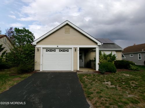 6 Harrow Place, Manchester, NJ, 08759 | Card Image