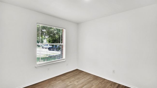 13124 Winecup Mallow Trl, House other with 3 bedrooms, 2 bathrooms and 3 parking in Elgin TX | Image 13