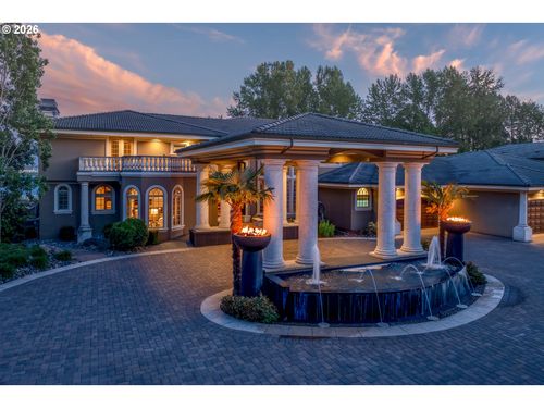 7619 Se 17th St, Vancouver, WA, 98664-1795 | Card Image