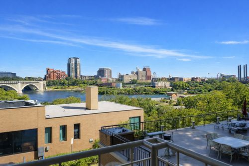 209-401 S 1st St, Minneapolis, MN, 55401-2561 | Card Image