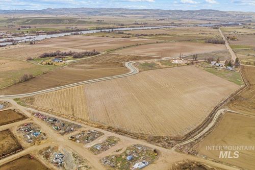 21488 Case Ln, Wilder, ID, 83676-5051 | Card Image