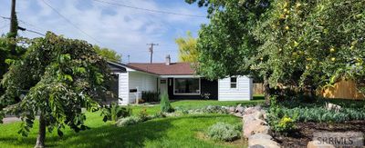 556 E Cedar Street, House other with 3 bedrooms, 1 bathrooms and 1 parking in Pocatello ID | Image 3