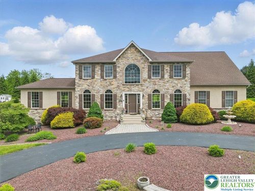 2740 Olive Branch Ln, Bath, PA, 18014-9568 | Card Image