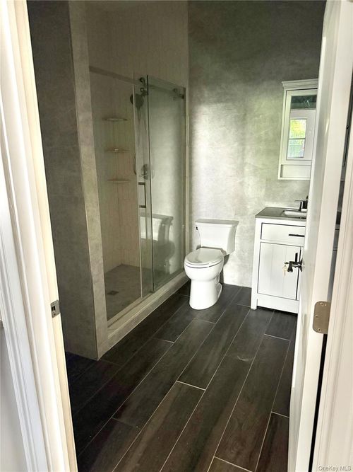 108 Fulton Ave, Hempstead, NY, 11550-3707 | Card Image