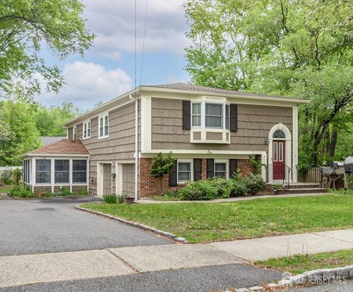1 Ash Ln, Lake Hiawatha, NJ, 07034-1101 | Card Image