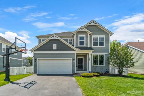 247 Carole St, Sugar Grove, IL, 60554-7103 | Card Image
