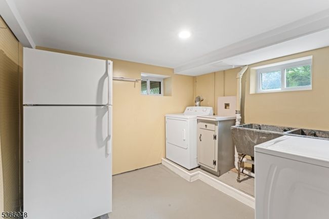 34 Mountain Rd, House other with 3 bedrooms, 2 bathrooms and null parking in Verona NJ | Image 28