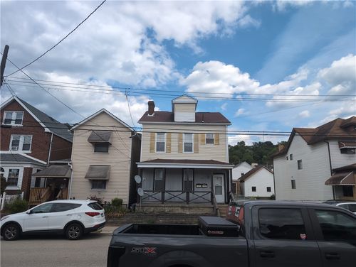 631 Vermont Ave, Glassport, PA, 15045-1508 | Card Image