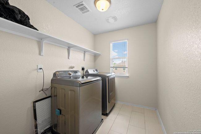 220 Hinge Gate, House other with 3 bedrooms, 2 bathrooms and null parking in Cibolo TX | Image 24