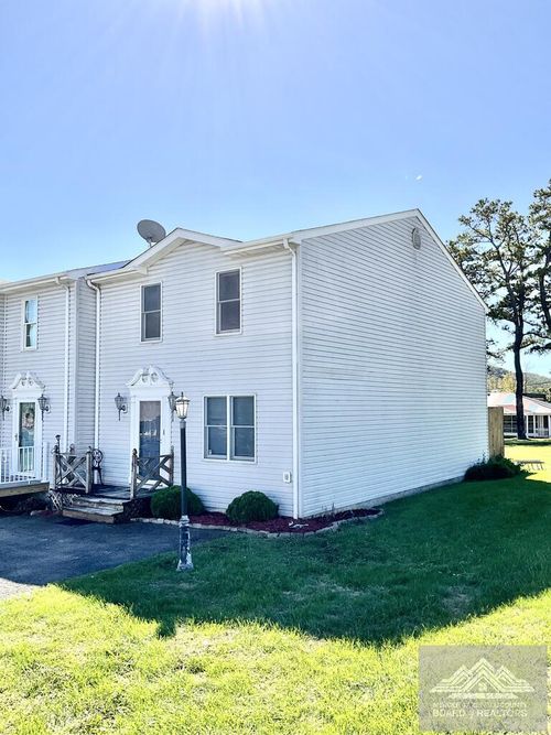 102 Glendale Ave., Princeton, WV, 24740 | Card Image