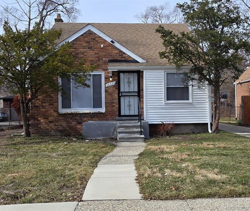 16525 Burt Rd, Detroit, MI, 48219-3915 | Card Image