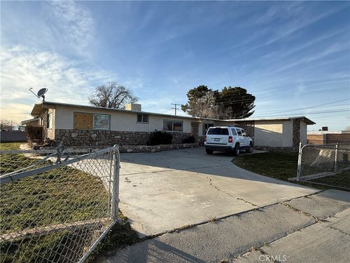 12401 El Mirage Street, Boron, CA, 93516 | Card Image