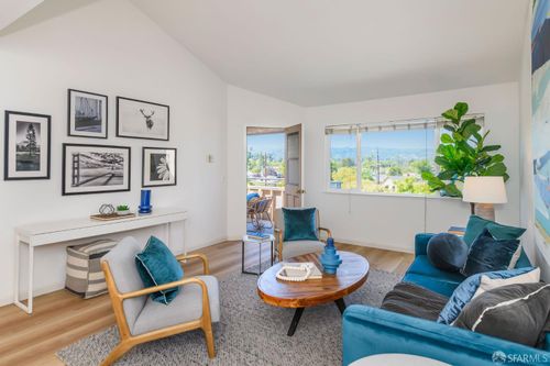 apt-302-777 Morrell Ave, Burlingame, CA, 94010-2676 | Card Image