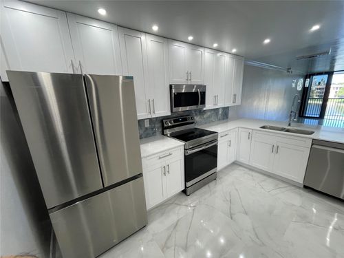 306-6530 Coral Lake Dr, Margate, FL, 33063-5877 | Card Image