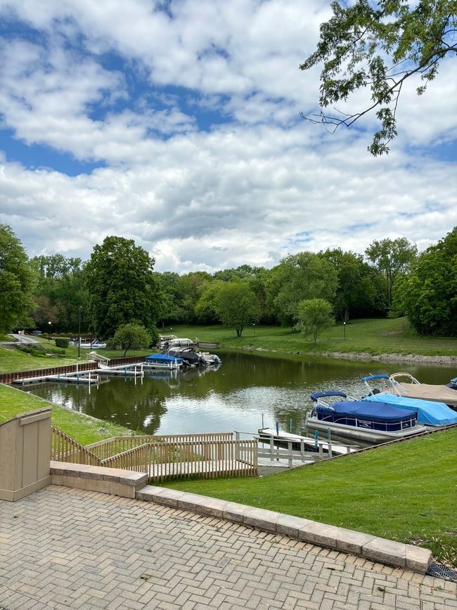 APT-3 - 59 Vail Colony, Condo with 2 bedrooms, 1 bathrooms and 2 parking in Fox Lake IL | Image 17