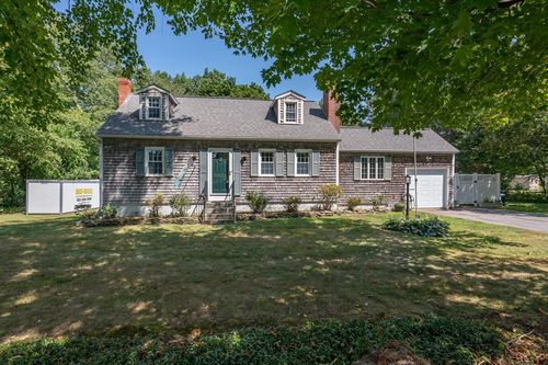 14 Lamprey Rd, Kensington, NH, 03833-6711 | Card Image
