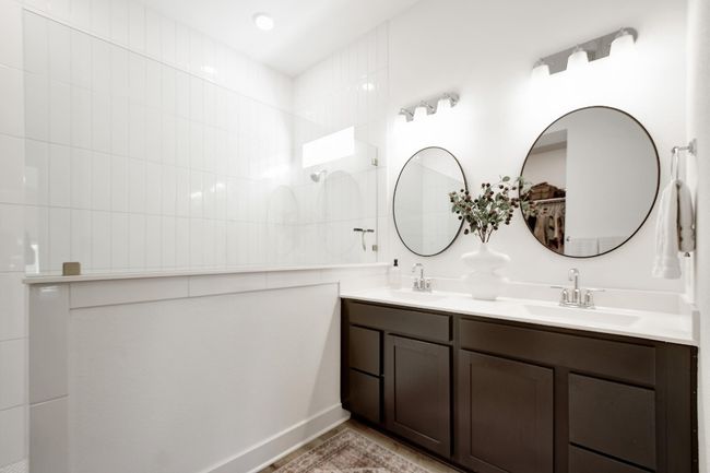 653 Texas Sage Loop, House other with 3 bedrooms, 2 bathrooms and 4 parking in Buda TX | Image 16