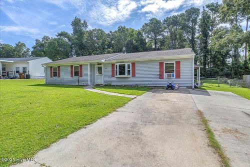 203 Devon Ct, Jacksonville, NC, 28546-8406 | Card Image