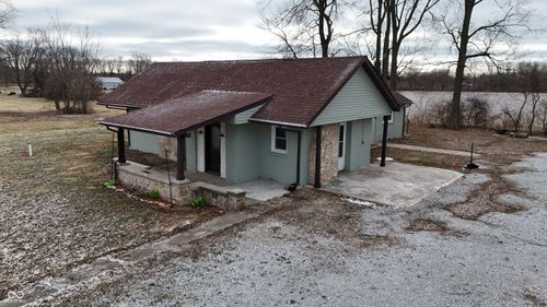 2903 E Freeport Rd, Morristown, IN, 46161-9719 | Card Image