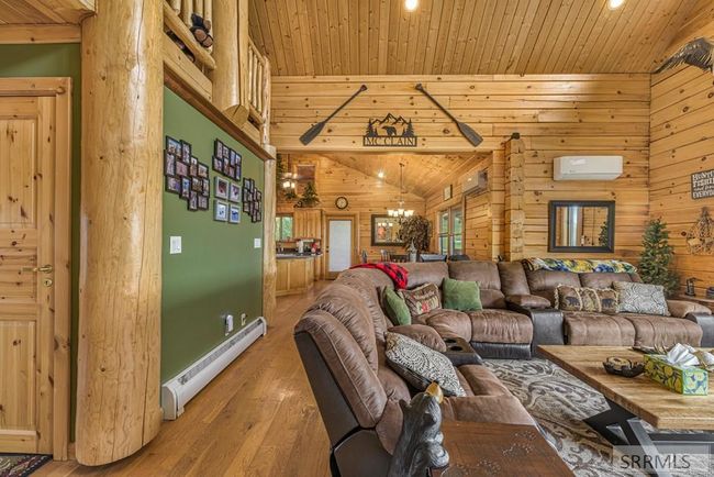 1665 Whisper Ridge Rd, House other with 6 bedrooms, 3 bathrooms and 2 parking in Ashton ID | Image 10