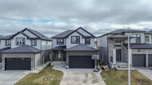 1556 Drew St, London, ON, N5V0C2 | Card Image