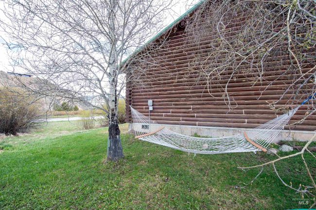 130 Valley Creek Rd, House other with 3 bedrooms, 3 bathrooms and 1 parking in Stanley ID | Image 32