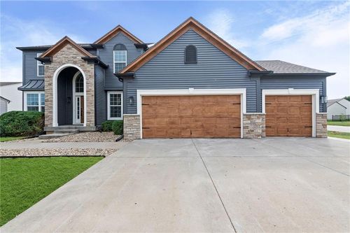 23509 W 93rd St, Lenexa, KS, 66227-7212 | Card Image