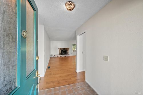 305 Simone Pl N, Santa Rosa, CA, 95409-3737 | Card Image