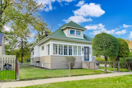 10100 S Parnell Ave, Chicago, IL, 60628-1838 | Card Image