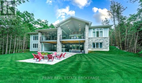 10224 Lakeview Ave, Grand Bend, ON, N0M1T0 | Card Image