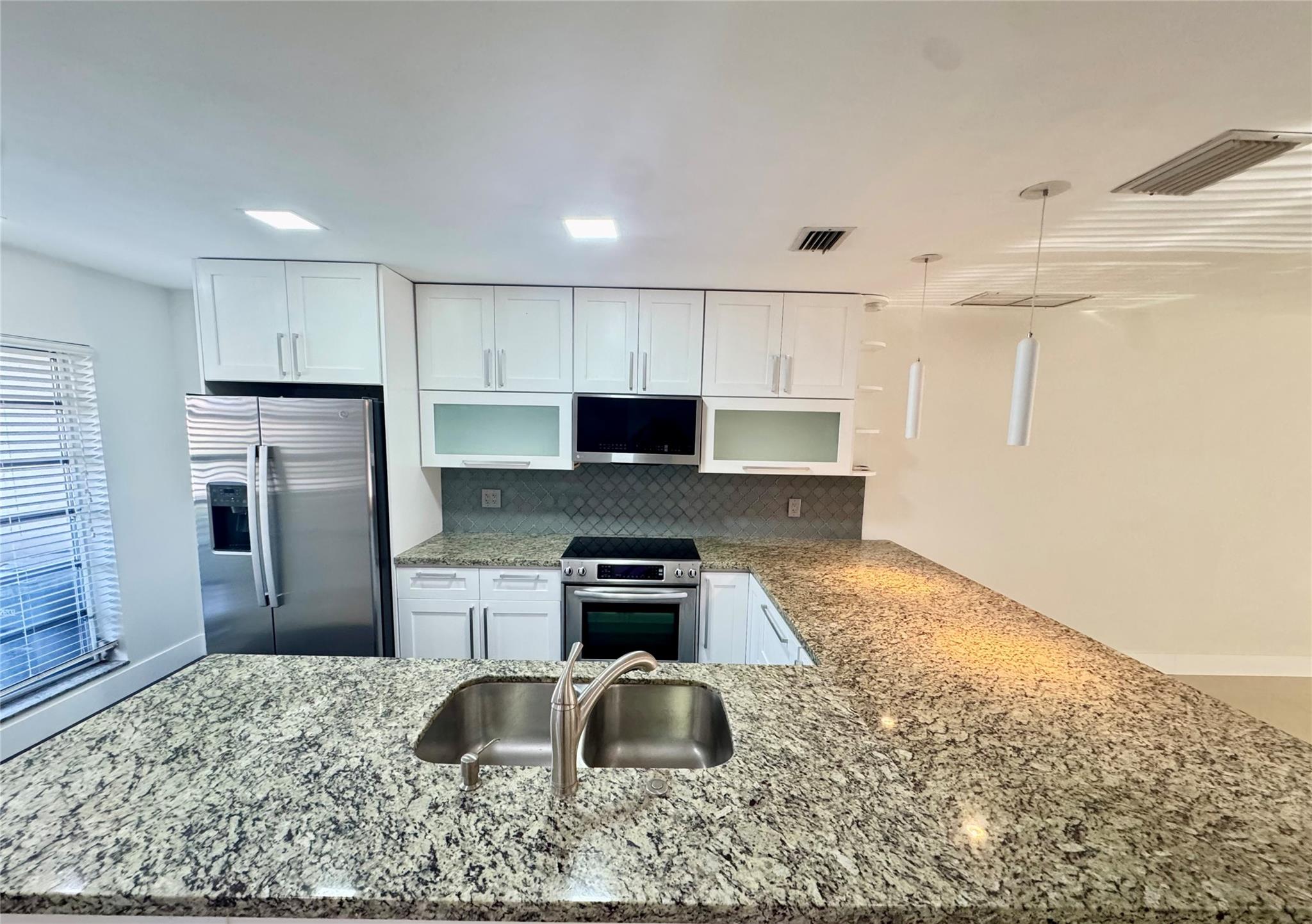 20946 - 20946 Sedgewick Dr, For Rent in Boca Raton - Zoocasa