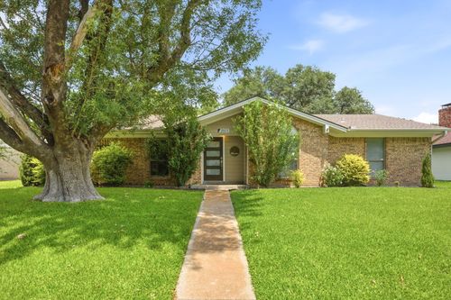 2103 Drake Dr, Richardson, TX, 75081-3239 | Card Image