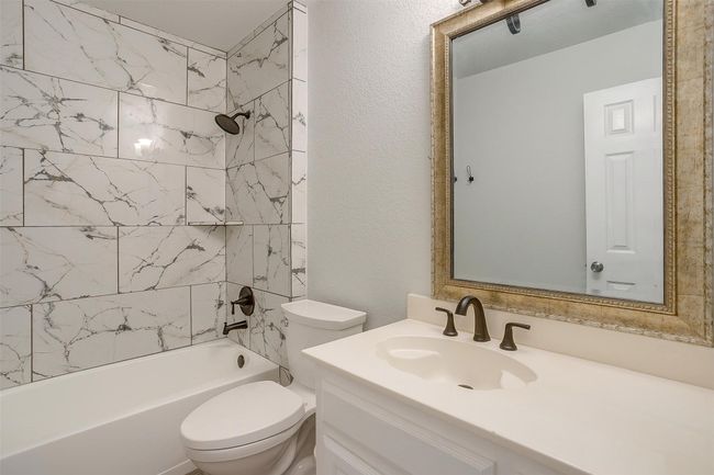 692 High Crest Dr, House other with 3 bedrooms, 2 bathrooms and null parking in Azle TX | Image 32