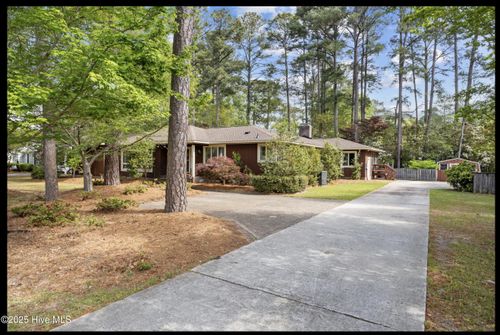 6479 River Rd, Washington, NC, 27889-6606 | Card Image