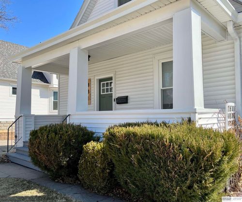 831 S 50th St, Omaha, NE, 68106-1911 | Card Image