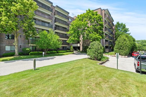 apt-612-920 Vose Dr, Gurnee, IL, 60031-4102 | Card Image