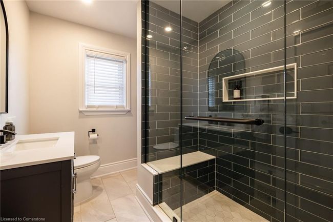 182 Huxley Ave S, House other with 4 bedrooms, 2 bathrooms and 3 parking in Hamilton ON | Image 20