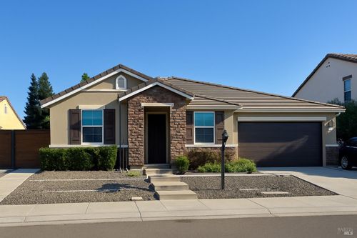 149 Shubin Way, Vacaville, CA, 95687-7622 | Card Image