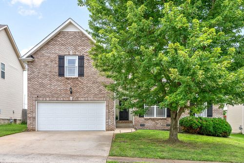 3464 Oak Creek Dr, Clarksville, TN, 37040-6172 | Card Image