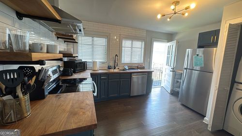 1-907 White St Sw, Atlanta, GA, 30310-2723 | Card Image