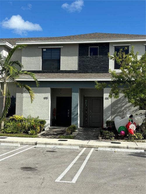 105 Ne 3rd Ct, Florida City, FL, 33034-2277 | Card Image