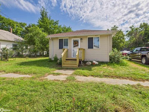 408 S Mechanic St, Brighton, IA, 52540-9408 | Card Image