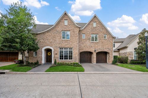 15426 Oyster Creek Ln, Sugar Land, TX, 77478-3371 | Card Image