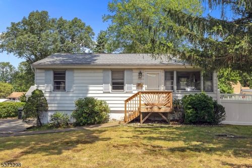 57 Woodbine Ave, Budd Lake, NJ, 07828-3147 | Card Image