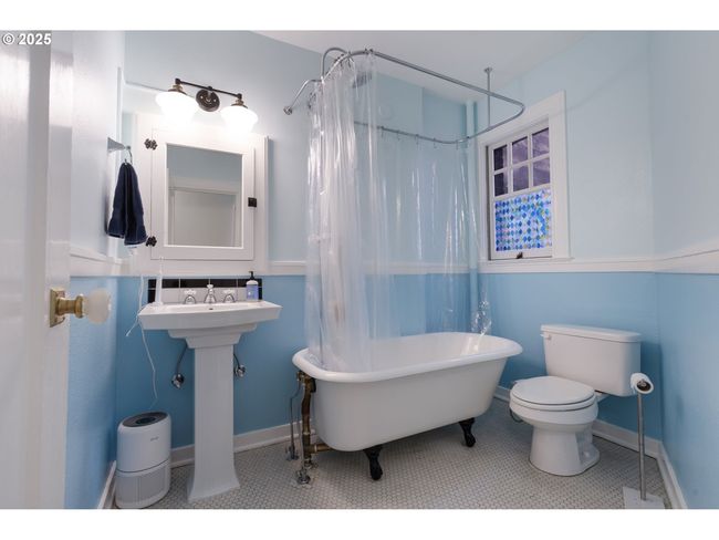 APT-210 - 1811 Nw Couch St, Condo with 1 bedrooms, 1 bathrooms and null parking in Portland OR | Image 13
