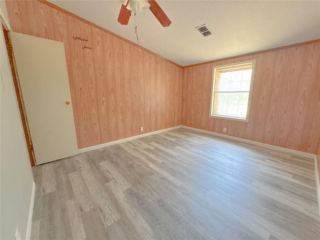 403 Fern Ln, House other with 5 bedrooms, 2 bathrooms and 1 parking in Wharton TX | Image 11