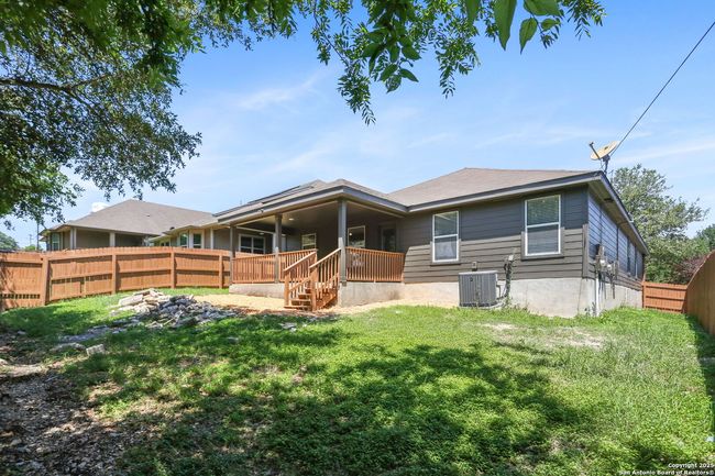 9814 Shawnee Blf, House other with 4 bedrooms, 2 bathrooms and null parking in Converse TX | Image 27