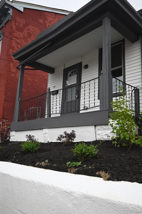 127 W 9th St, Covington, KY, 41011-2328 | Card Image