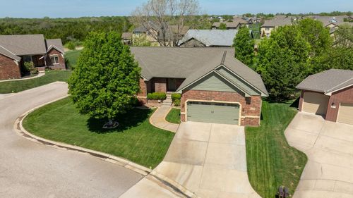 329 S Grand Mere Ct, Wichita, KS, 67230 | Card Image