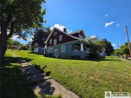 145 Maple St, Jamestown, NY, 14701-7066 | Card Image